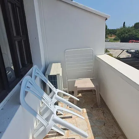 гамартата Aparthotel Dyuni